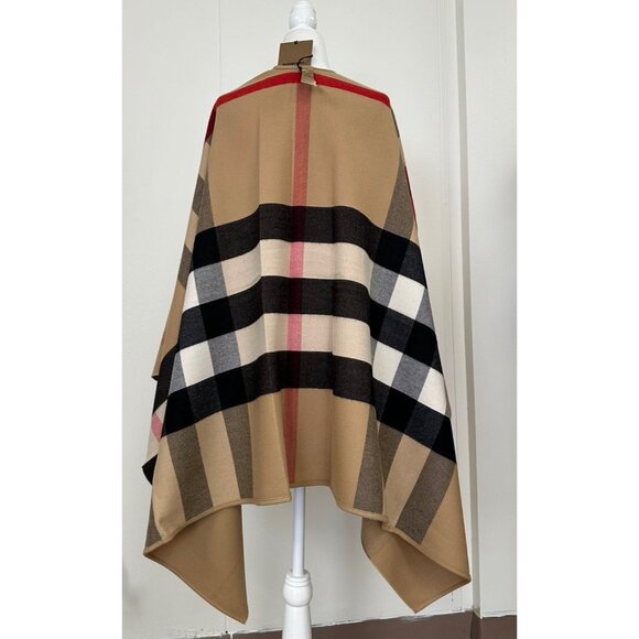 Burberry Women’s Charlotte reversible solid check Wool cape Camel 140*14… - Picture 5 of 11